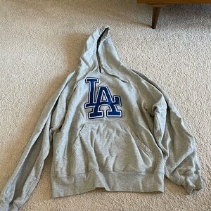 LA Dodgers Size Medium Sweatshirt Used